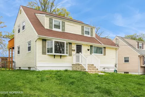 49 Merritt Ave, South Amboy, NJ 08879