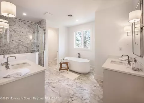 Bath - 5 Bingham Ct, Rumson, NJ 07760 photo 1 of 1