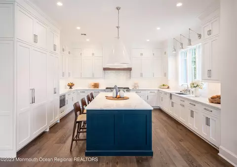 Kitchen - 5 Bingham Ct, Rumson, NJ 07760 photo 2 of 3