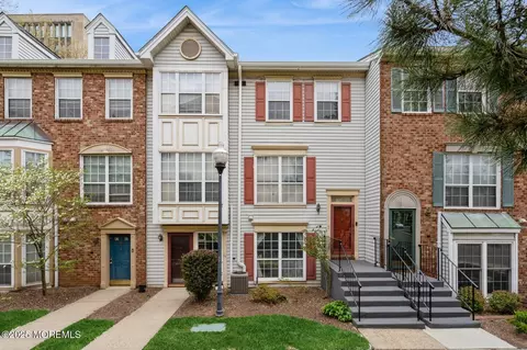 43 Howard Ct #904, Newark, NJ 07103