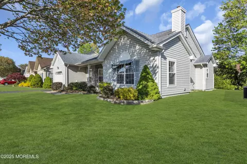 12 Devin Ln, Brick, NJ 08723 photo 3
