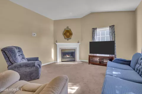 12 Devin Ln, Brick, NJ 08723 photo 11