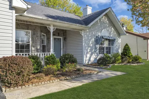 12 Devin Ln, Brick, NJ 08723 photo 6