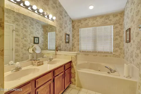 47 S Baker Dr, Jackson, NJ 08527 photo 24