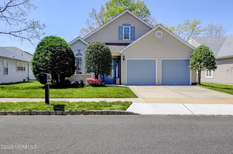 47 S Baker Dr, Jackson, NJ 08527 photo 2