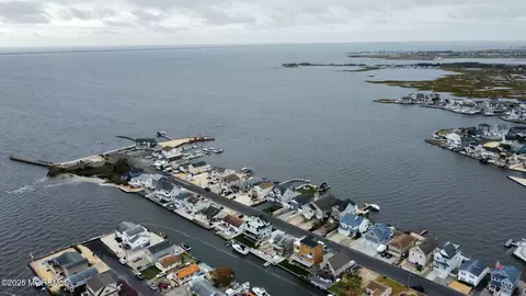 254 Butler Blvd, Bayville, NJ 08721