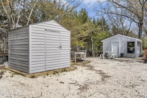 Exterior - 3 Oak St, Waretown, NJ 08758 photo 7 of 8