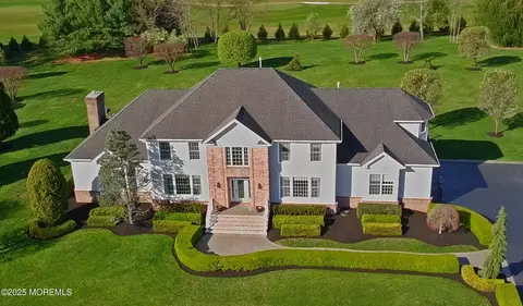 2 Lockwood Run, Colts Neck, NJ 07722