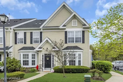 229 Brookfield Dr, Jackson, NJ 08527