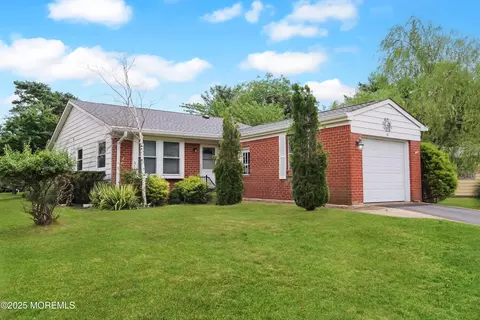 20 Hudson Pkwy, Whiting, NJ 08759