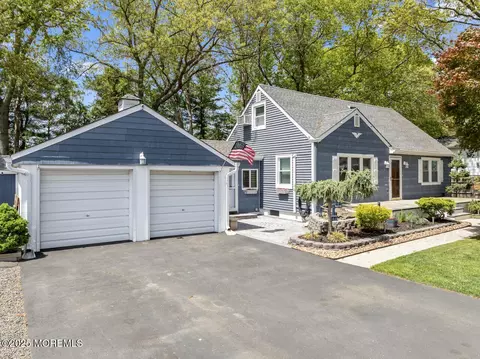 36 Pinewood Dr, Brick, NJ 08724