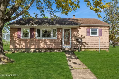 216 Flack St, Toms River, NJ 08753