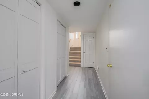Entry Way - 65 E River Rd #14, Rumson, NJ 07760 photo 2 of 3