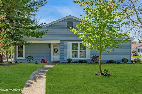 555 Malvern Ct # B, Manchester, NJ 08759