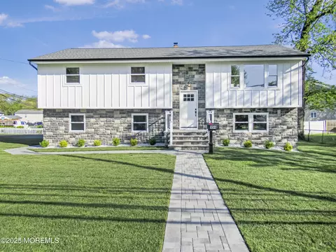 156 Cliffwood Ave, Cliffwood, NJ 07721