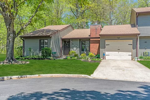 22 Andover Ct, Red Bank, NJ 07701