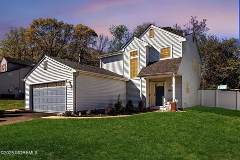 50 Marc Dr, Howell, NJ 07731