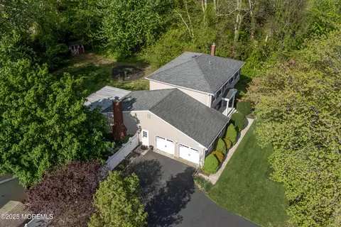 21 Schelly Dr, Middletown, NJ 07748 photo 3