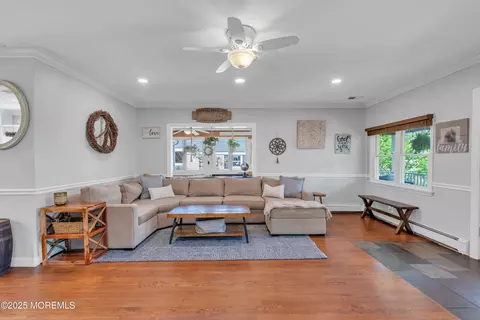 30 Florence Ave, Leonardo, NJ 07737 photo 8