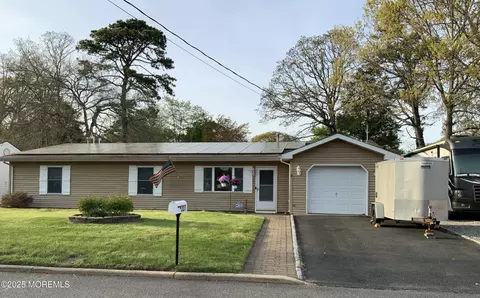 227 Predmore Ave, Lanoka Harbor, NJ 08734