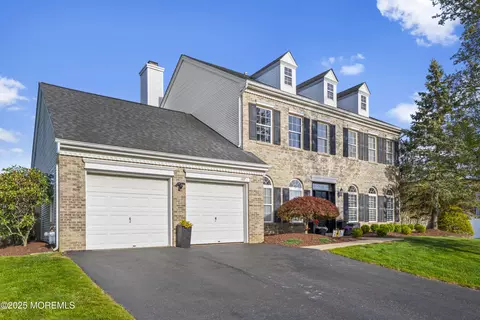 107 Plumstead Dr, Freehold, NJ 07728