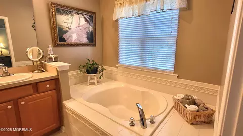 8 Eagleswood Dr, Waretown, NJ 08758 photo 19