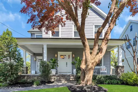 25 Jackson St, Fair Haven, NJ 07704