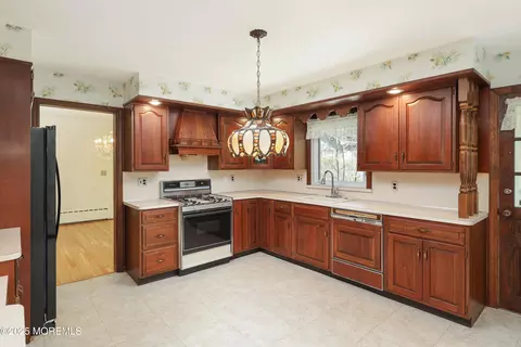 70 High Point Dr, Springfield, NJ 07081 photo 13