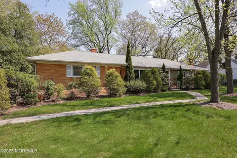 70 High Point Dr, Springfield, NJ 07081 photo 3