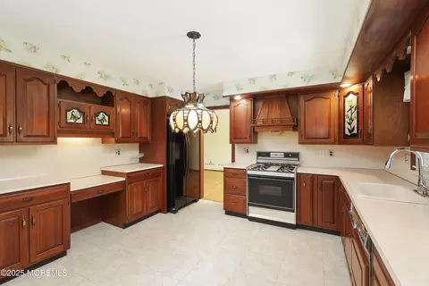 70 High Point Dr, Springfield, NJ 07081 photo 14