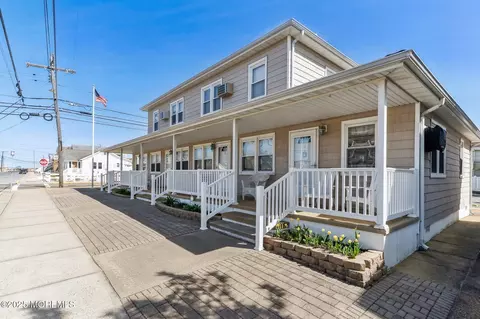 1415 Boulevard #4, Seaside Park, NJ 08752