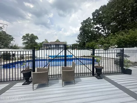 1122 Federal Way, Toms River, NJ 08753