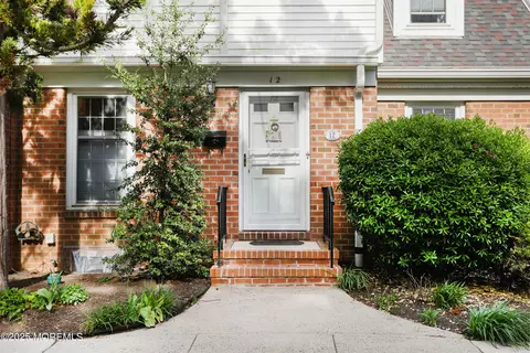12 Wyckham Rd, Spring Lake Heights, NJ 07762