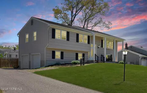45 Patmas Dr, Toms River, NJ 08755
