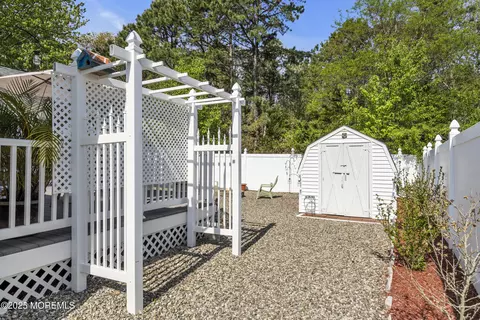 Exterior - 5 Navajo Dr, Waretown, NJ 08758 photo 10 of 11
