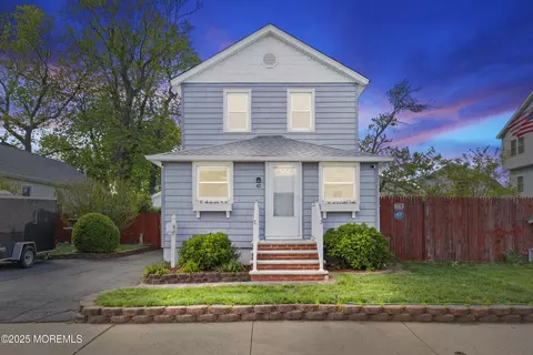 39-43 Twilight Ave, Keansburg, NJ 07734