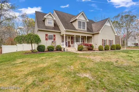 109 Laurel Hill Ln, West Creek, NJ 08092