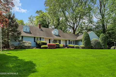 2 The Vis, Middletown, NJ 07748