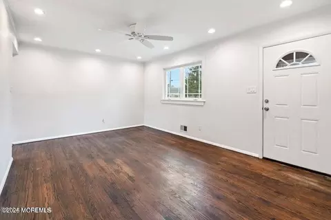 Living - 321 Lockheed Rd, Brick, NJ 08723 photo 1 of 3