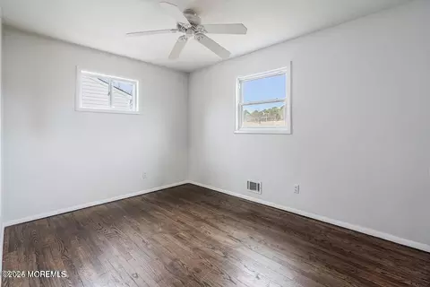 Bedroom - 321 Lockheed Rd, Brick, NJ 08723 photo 3 of 4