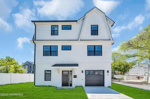 20 South St, Keansburg, NJ 07734