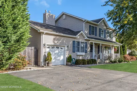 1001 3rd Ave, Toms River, NJ 08757