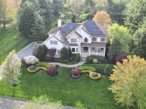 709 Montana Dr, Morganville, NJ 07751