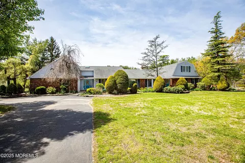 12 Millstream Rd, Cream Ridge, NJ 08514