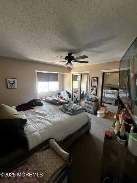 210 Schley Ave, Toms River, NJ 08755