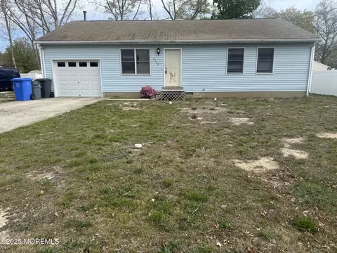1156 Fathom Ave, Manahawkin, NJ 08050