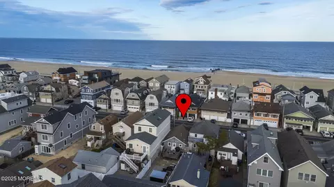 169 1st Ave, Manasquan, NJ 08736