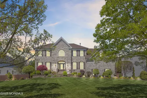 187 Yale Dr, Freehold, NJ 07728