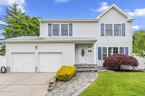 30 Poland St, Ewing, NJ 08638