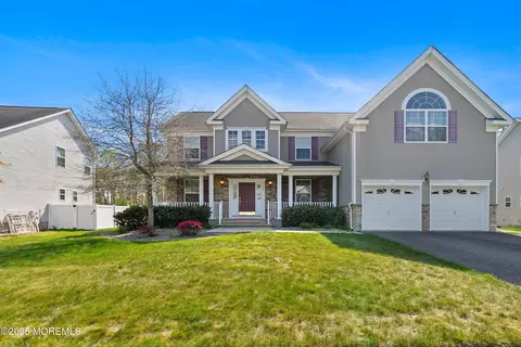 55 Freedom Hills Dr, Barnegat, NJ 08005